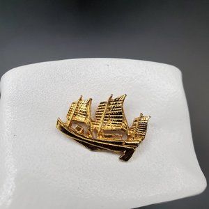 Vtg Small Chinese Gold Toned Sailboat Junker Button/Pendant Made in Hong Kong